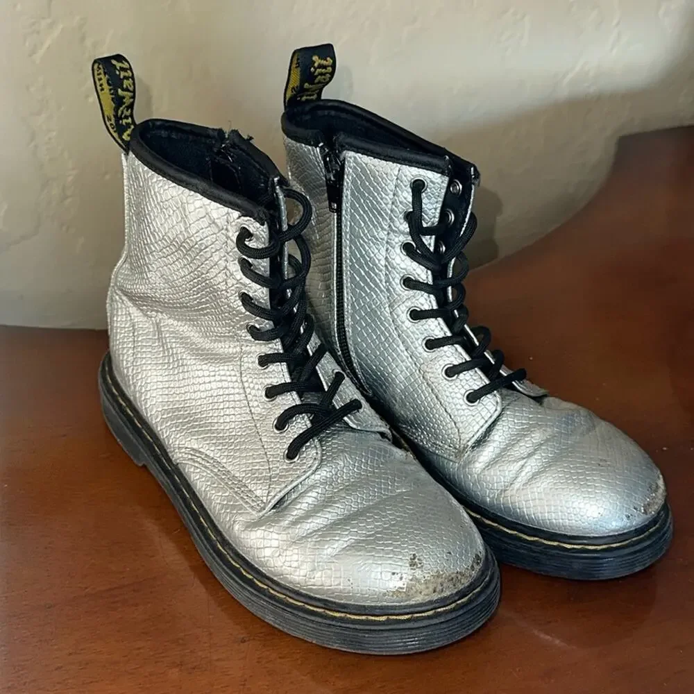 Dr. Martens 1460 Reptile Emboss Lace Up Boots Youth Size 3